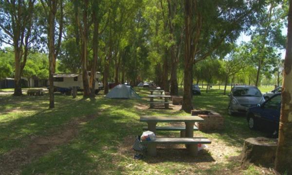 Foto del camping Bahía de Los Lobos, Lobos, Buenos Aires, Argentina