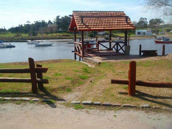 Foto del camping Río Quequén, Necochea, Buenos Aires, Argentina