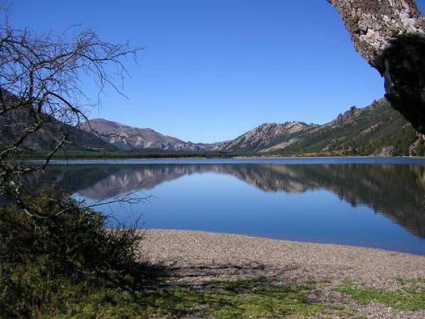 Foto del camping Lago Filo Hua Hum, Lago Filo Hua Hum, Neuquén, Argentina