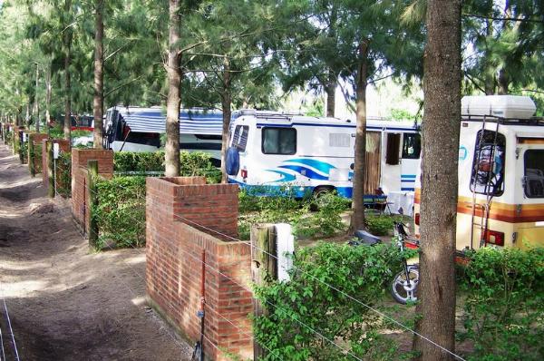 Foto del camping Ayres de Etcheverry, La Plata, Buenos Aires, Argentina